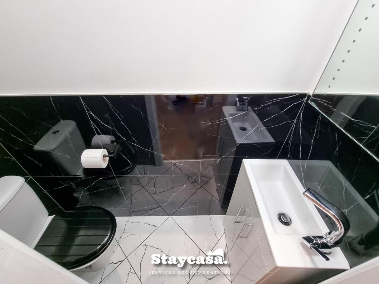 Clarence Co-living - Private Self-cater Manchester